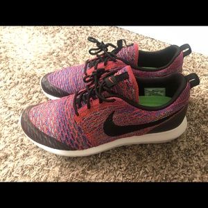 Nike Roshe Flyknit Crimson Black Green Royal BNWB Womens Size 10